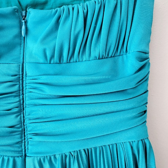 Y2K Sweetheart Pleated Strapless Dress - Picture 5 of 9